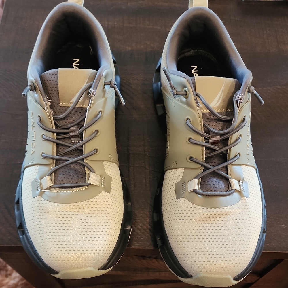 Nautica Men's Athletic Shoes - Cream and Gray